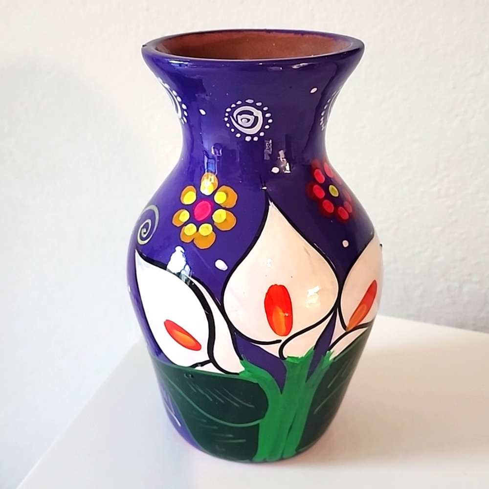 Flower vase from Mexico in Epcot
